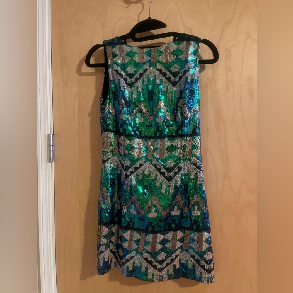 Sequin short sleeveless dress